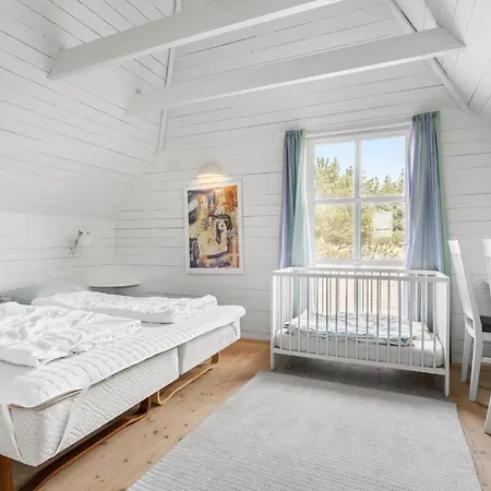 Semesterbostad Gorgeous In With Sauna Blåvand